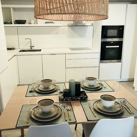 Breeze Apartment *